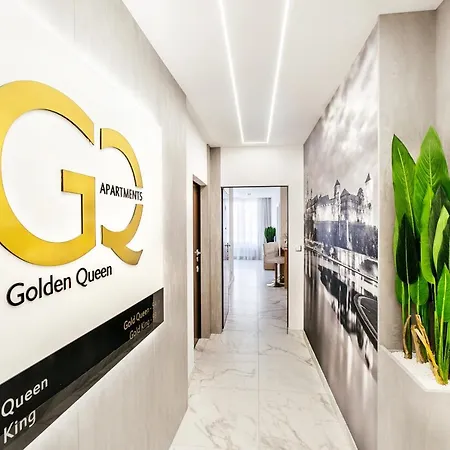 Golden Queen Old Town