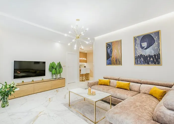 Golden Queen Old Town Lejlighed